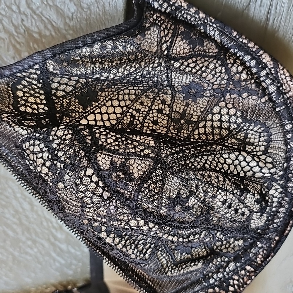 WACOAL Bra - Picture 5 of 12